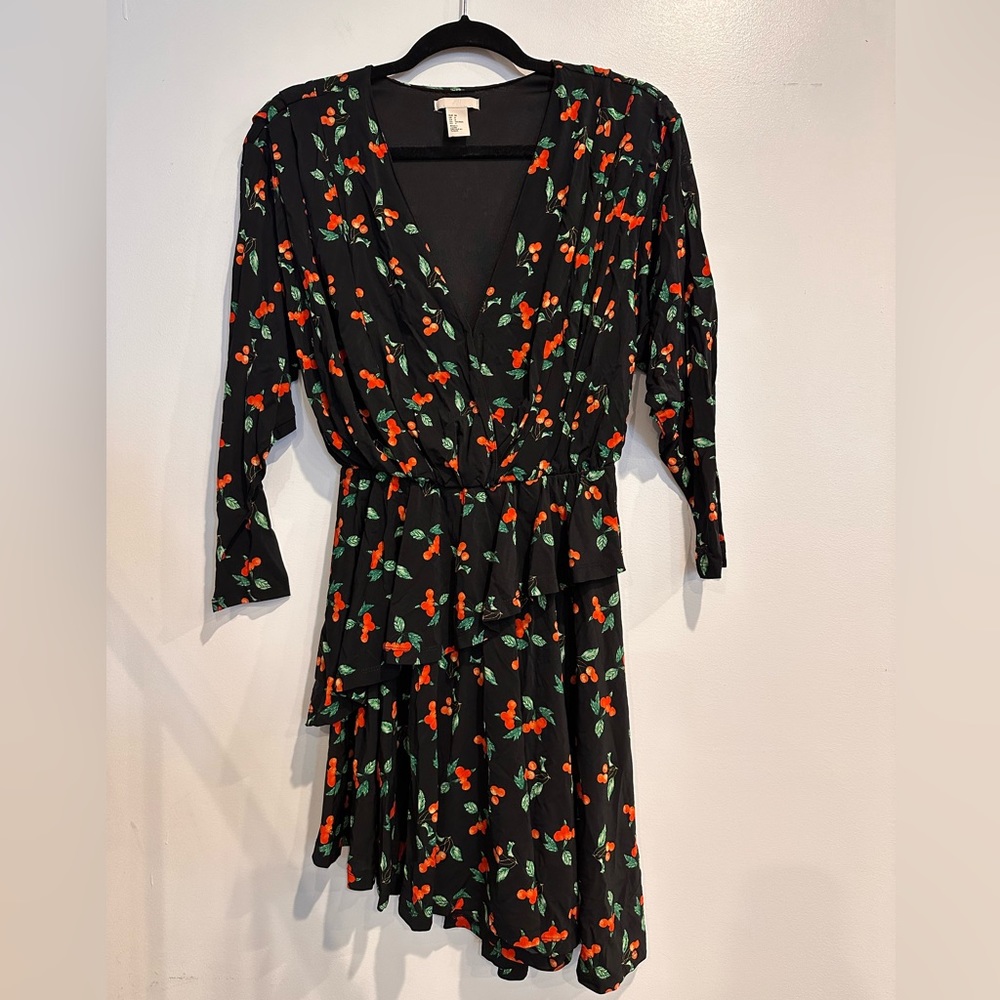 asymmetrical dress holly print Christmas parties